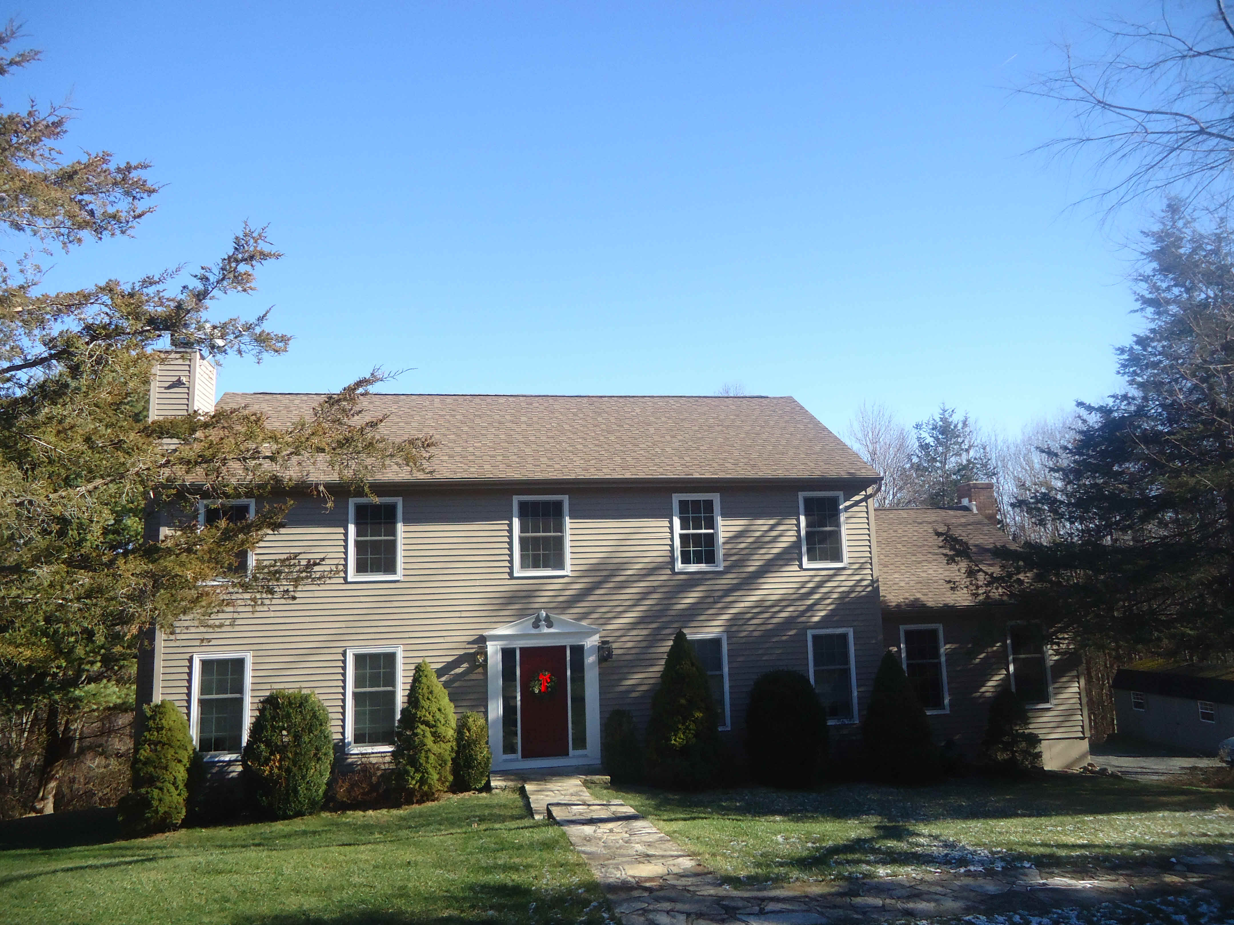 Building photograph for 9 CASTLE HILL LN